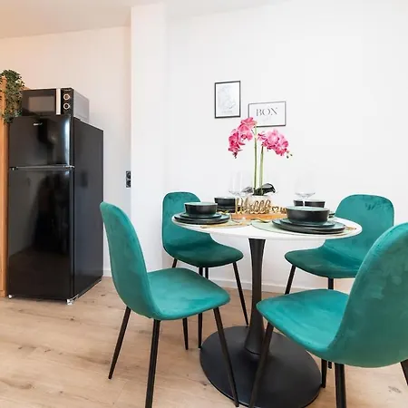 Cozy Wellness - Perfect For 5 Guests - Netflix Κολωνία